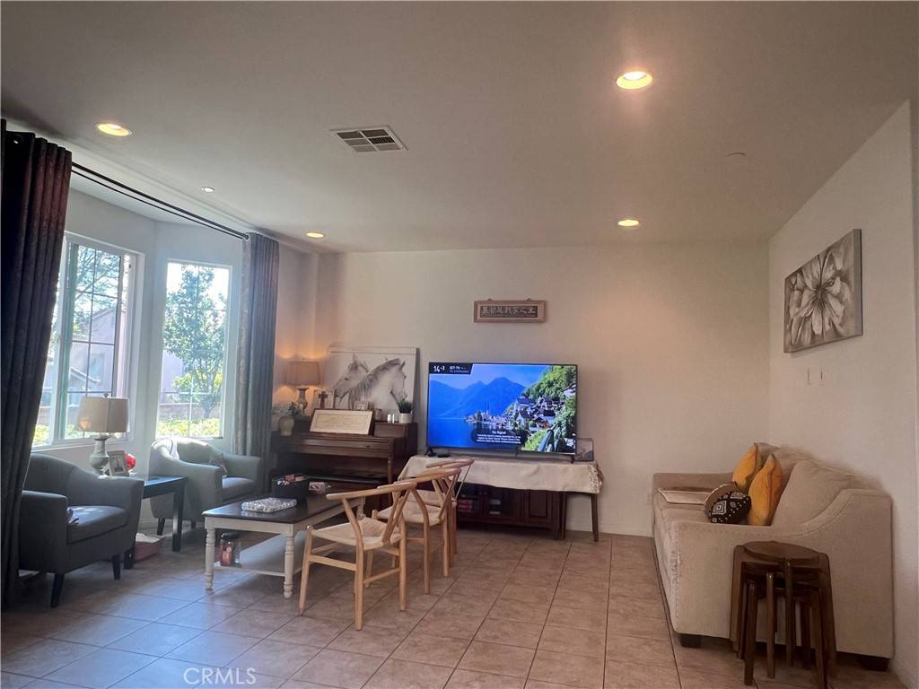 Rancho Cucamonga, CA 91730,8419 Floro Pl