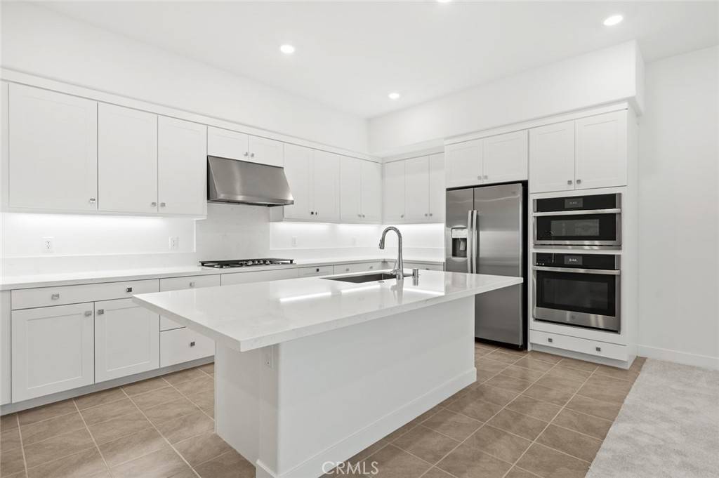 Irvine, CA 92618,491 Mulligan