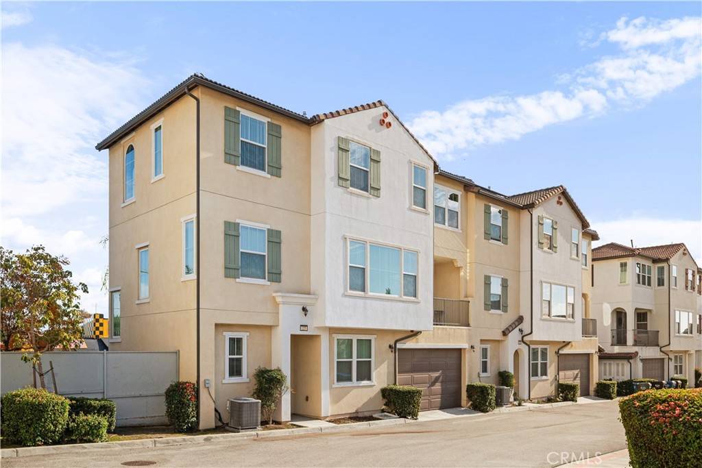 Pomona, CA 91767,227 Promenade