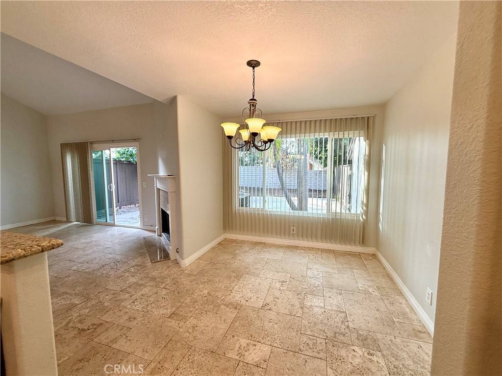 Placentia, CA 92870,267 Preakness CT