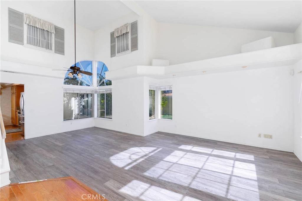 Murrieta, CA 92563,39625 Ranchwood DR