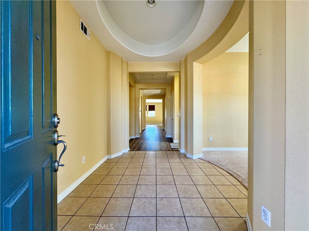 Fontana, CA 92336,15621 Pisa LN