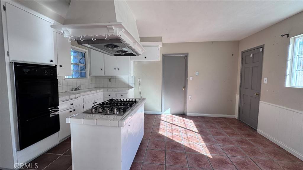 Rowland Heights, CA 91748,2705 Dione WAY