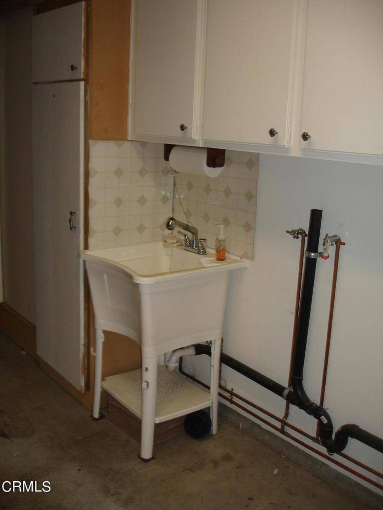 Camarillo, CA 93010,561 Paseo Lunar