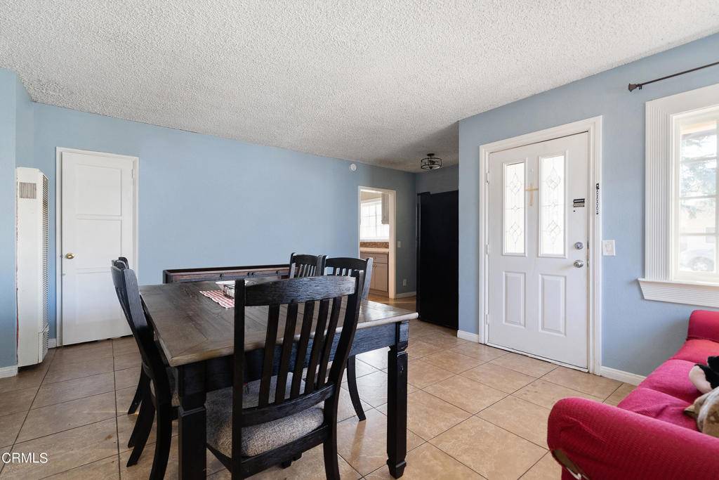 Oxnard, CA 93030,934 Ilena ST