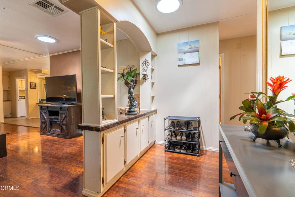 Ojai, CA 93023,950 Woodland AVE #18