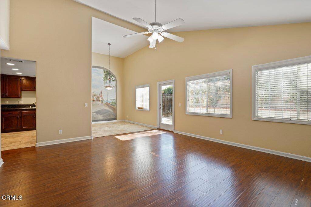 Newbury Park, CA 91320,168 Shamrock CT