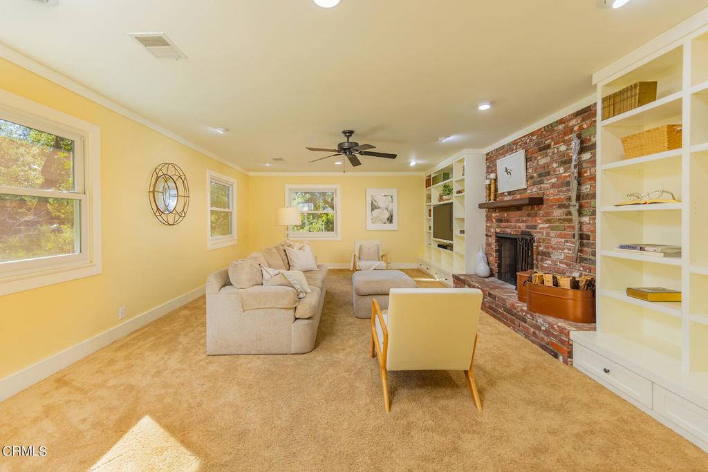 Oak View, CA 93022,2175 Valley Meadow DR