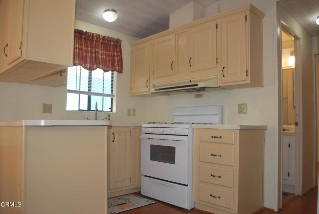 Ojai, CA 93023,474 N Arnaz ST #5