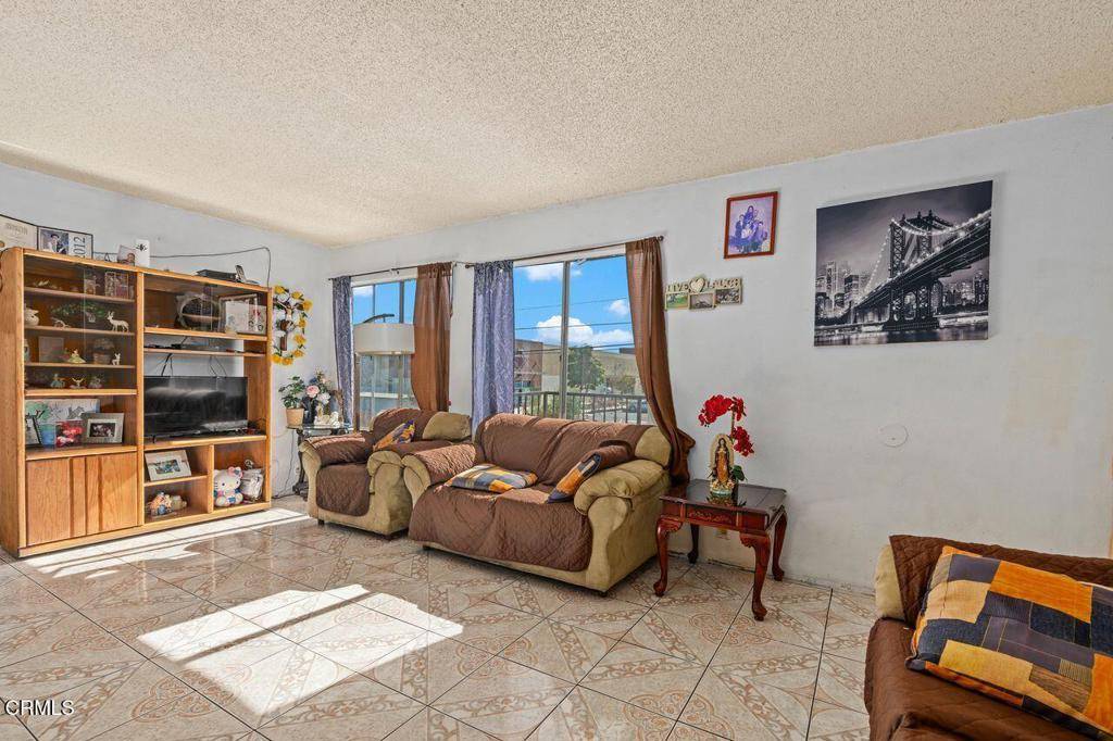 Oxnard, CA 93033,1431 Casa San Carlos LN #A