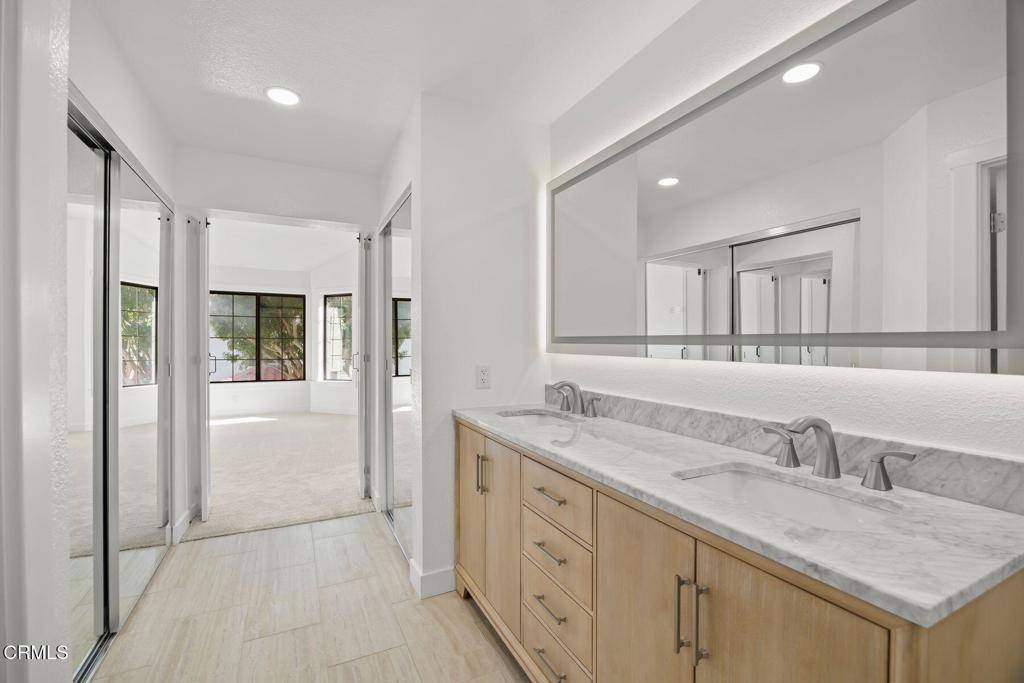 Oxnard, CA 93035,2107 Martinique LN