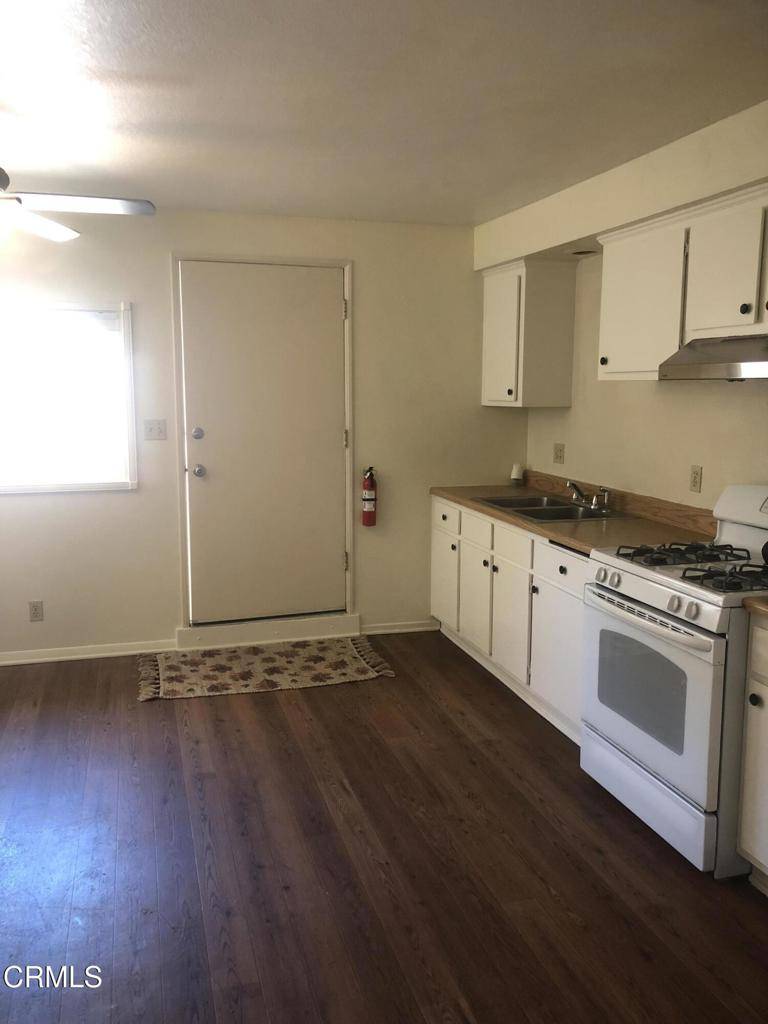 Moorpark, CA 93021,841 Valley RD