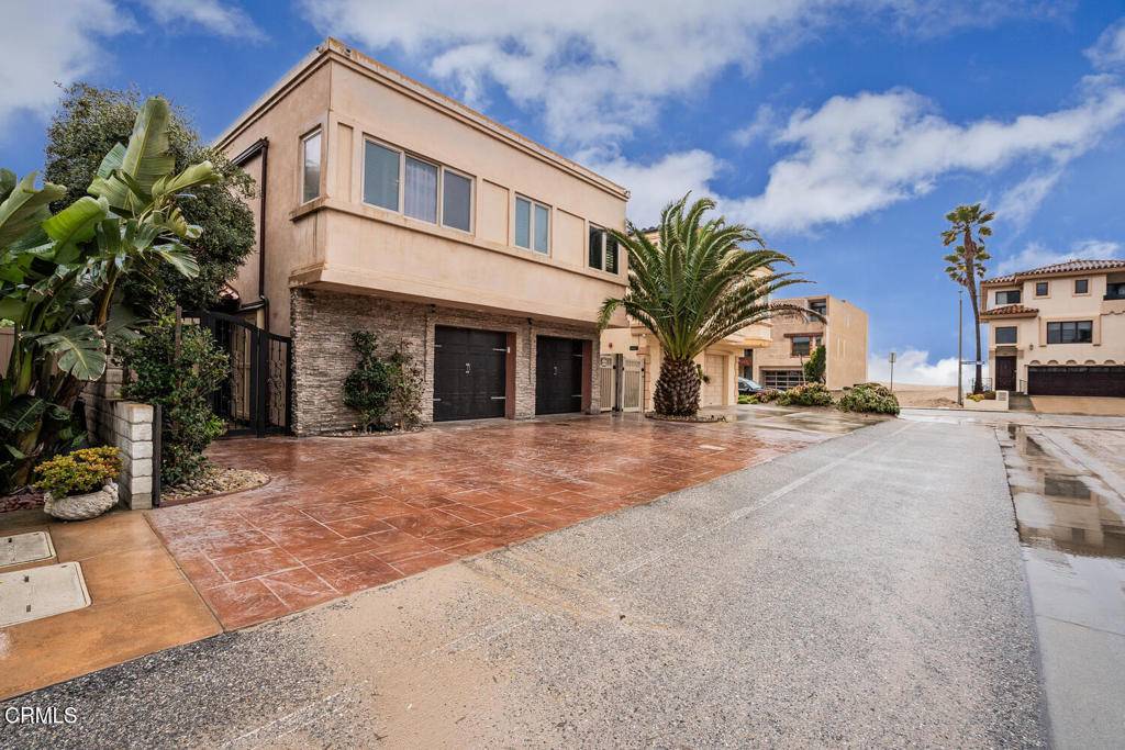 Oxnard, CA 93035,5344 Seabreeze WAY