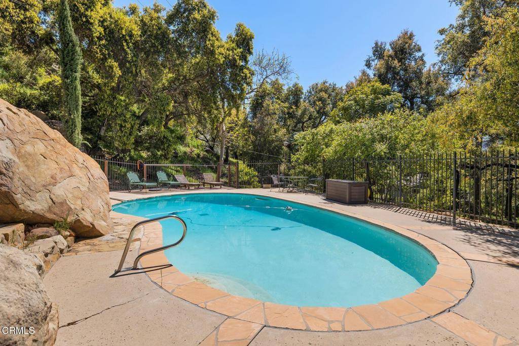 Santa Paula, CA 93060,12617 Koenigstein RD