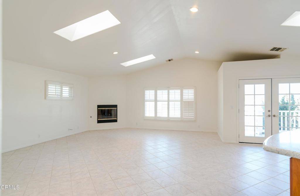 Oxnard, CA 93035,4037 Sunset LN