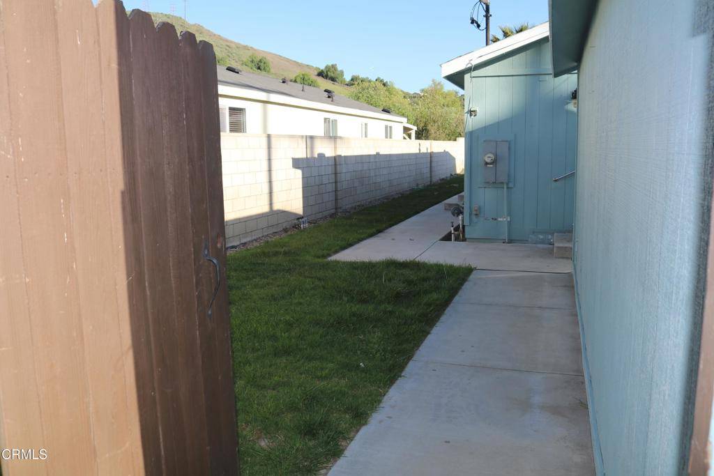 Piru, CA 93040,982 Main ST