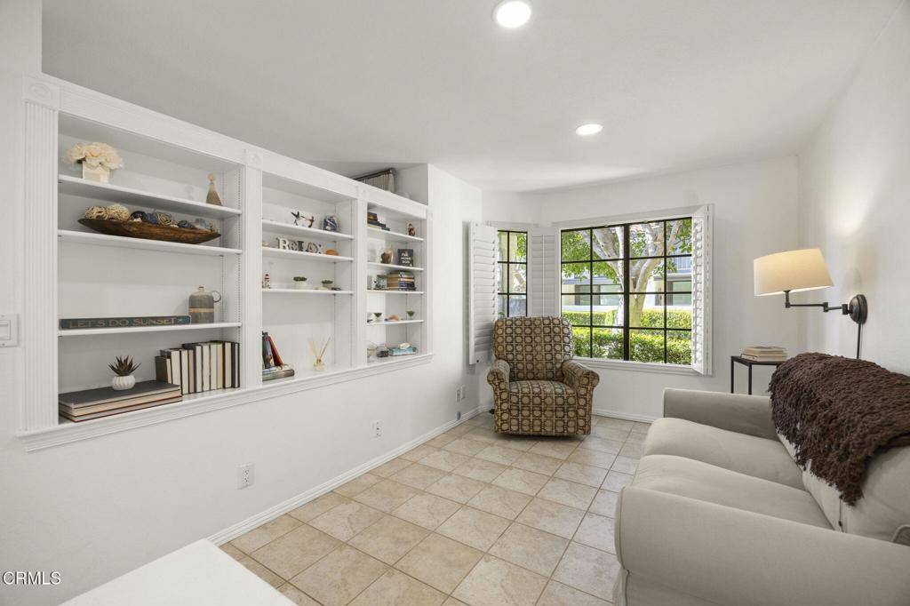 Oxnard, CA 93035,2171 Martinique LN