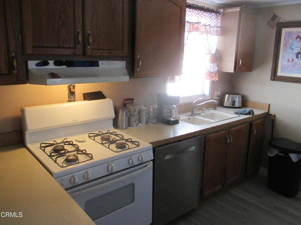 Rosamond, CA 93560,2005 Markey WAY #16