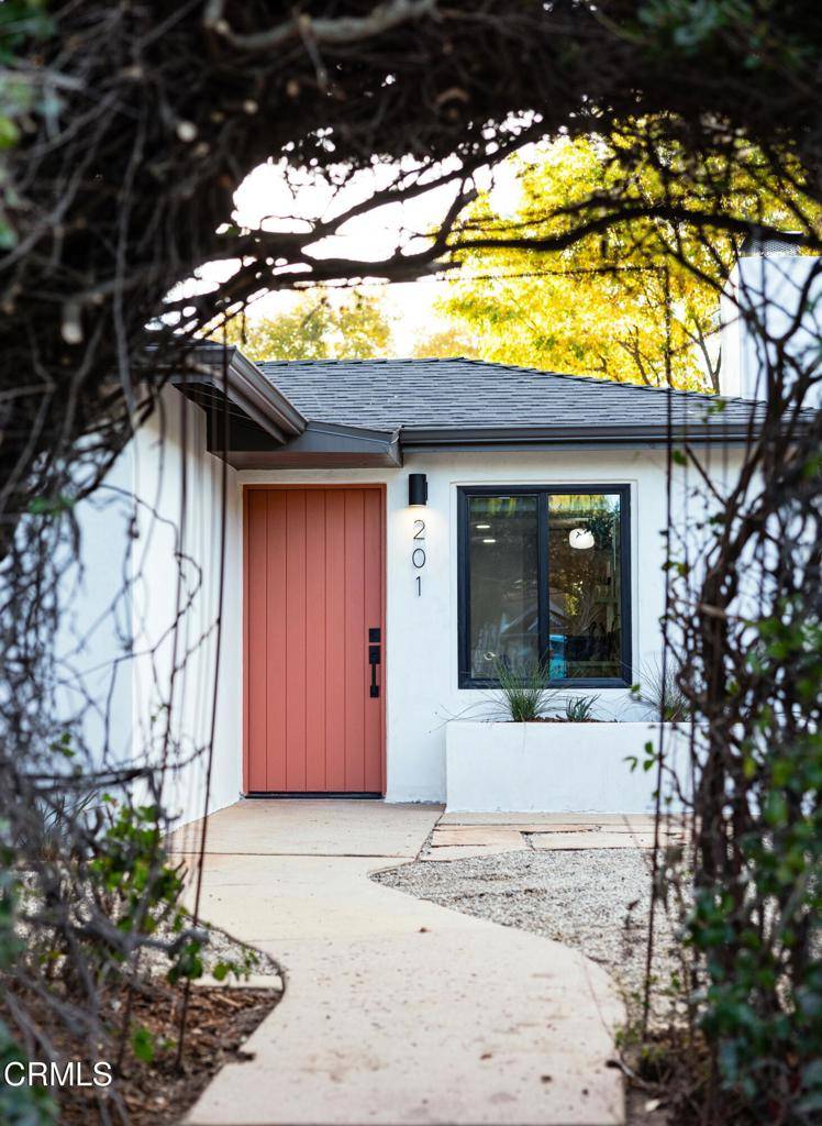 Ojai, CA 93023,201 Fox ST