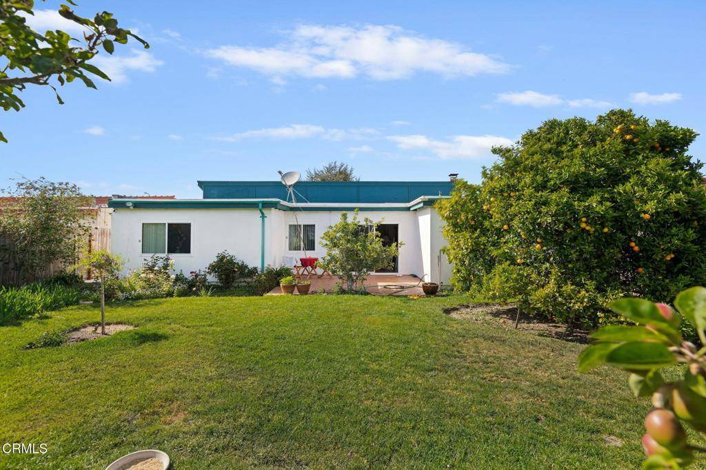 Oxnard, CA 93035,1126 Lawrence WAY