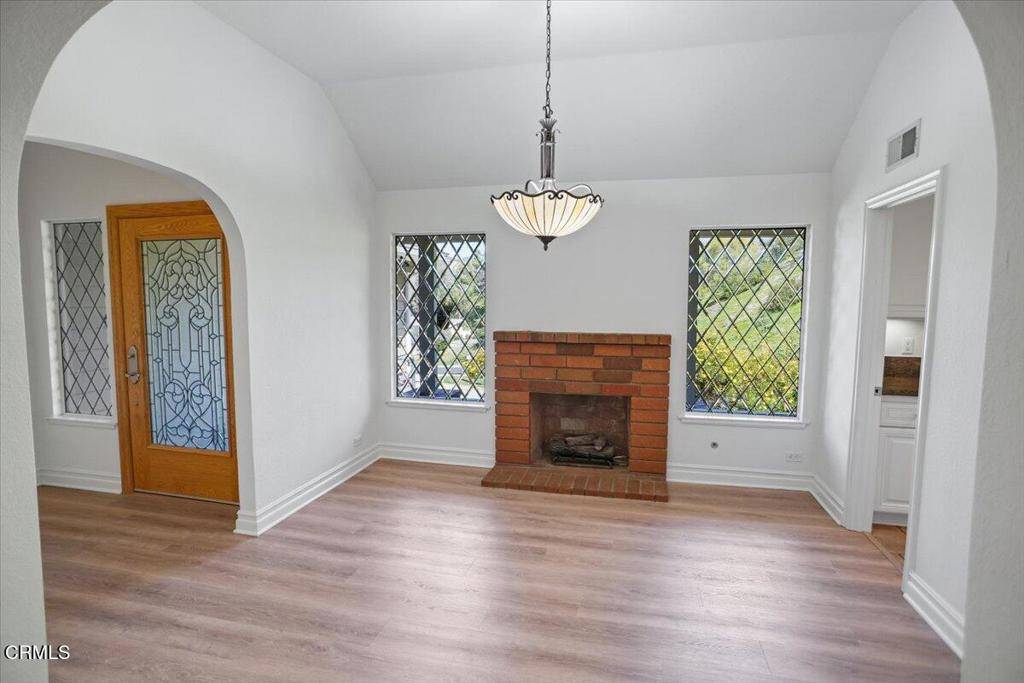 Canyon Country, CA 91387,15604 Saddleback RD