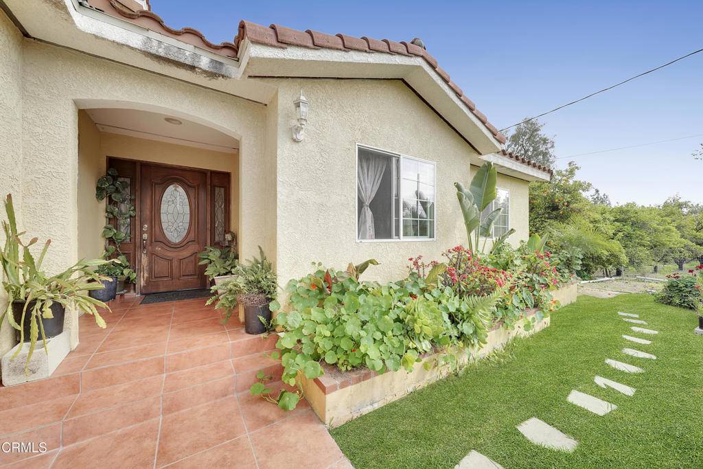 Fillmore, CA 93015,946 Oak AVE