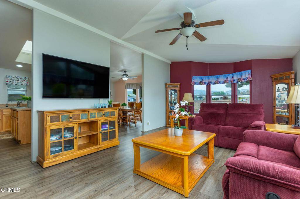 Ventura, CA 93003,40 Debussy LN #40