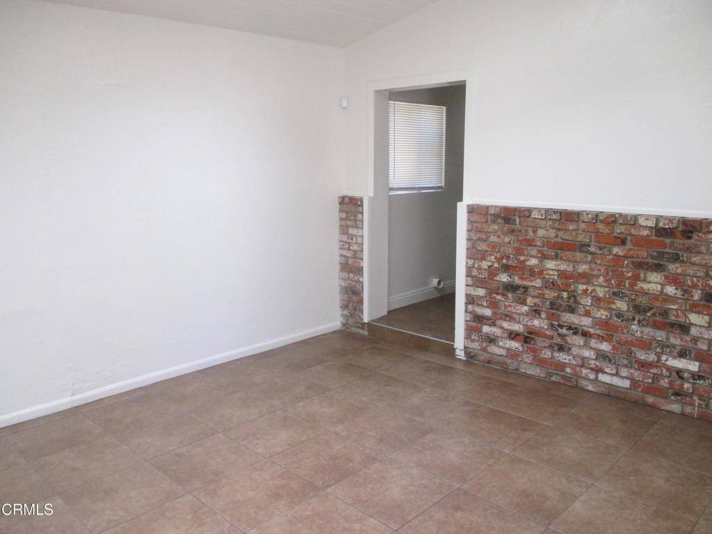 Lancaster, CA 93535,44104 Carolside AVE