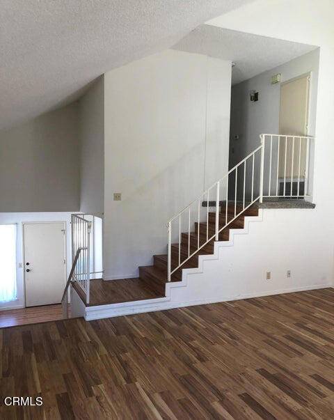 Newbury Park, CA 91320,702 Blue Oak AVE