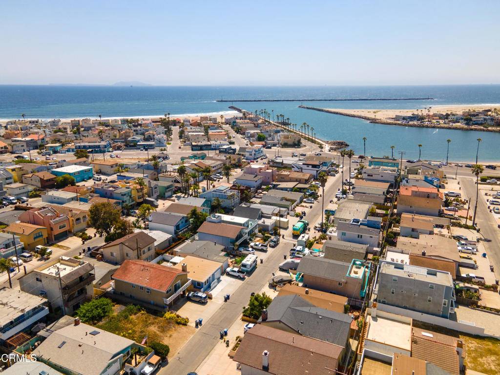 Oxnard, CA 93035,316 Santa Monica DR