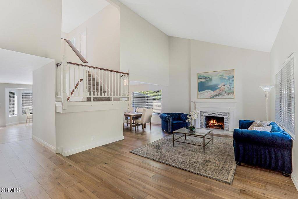 Thousand Oaks, CA 91361,263 Fox Hills DR