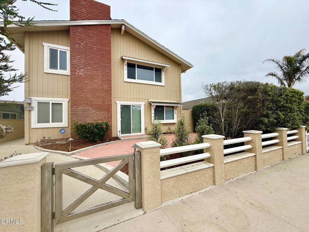 Oxnard, CA 93035,5241 Beachcomber ST