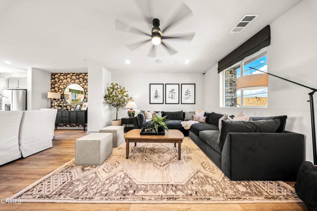 Camarillo, CA 93012,2854 Via Descanso