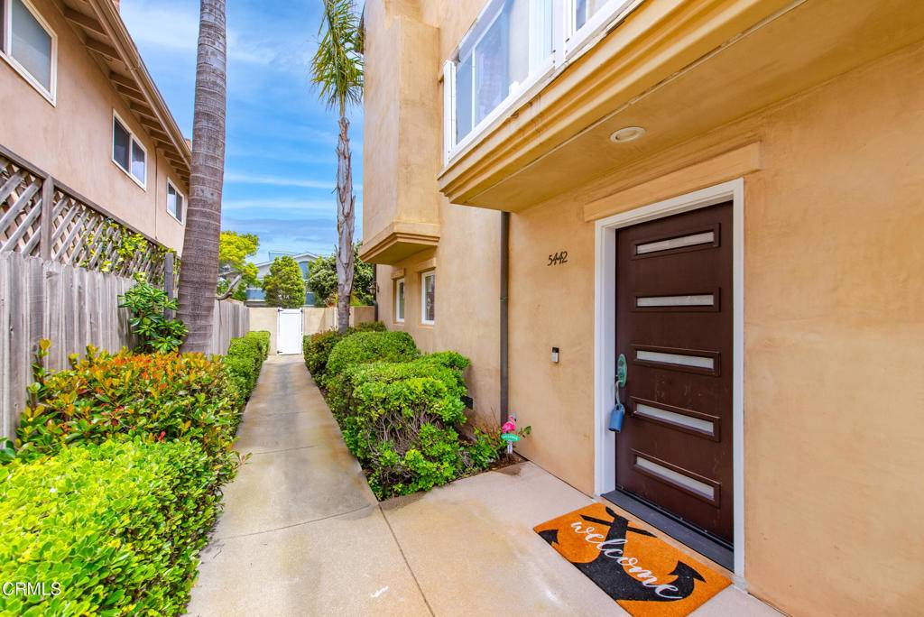 Oxnard, CA 93035,5442 Driftwood ST