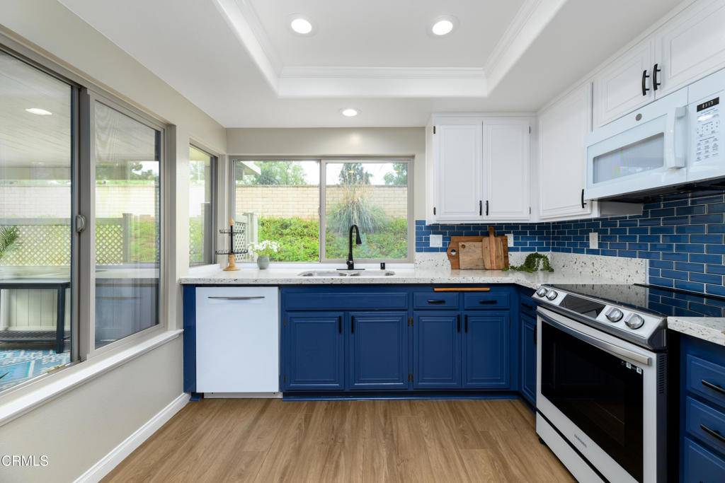 Camarillo, CA 93012,44123 Village 44