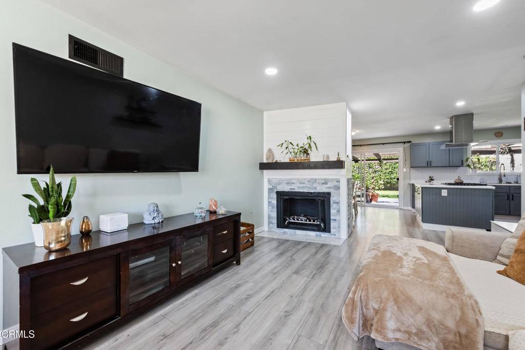 Ventura, CA 93004,1437 Exeter AVE