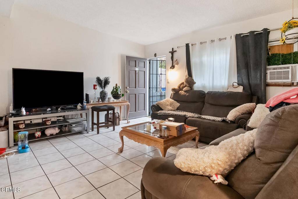 Port Hueneme, CA 93041,117 Ann AVE