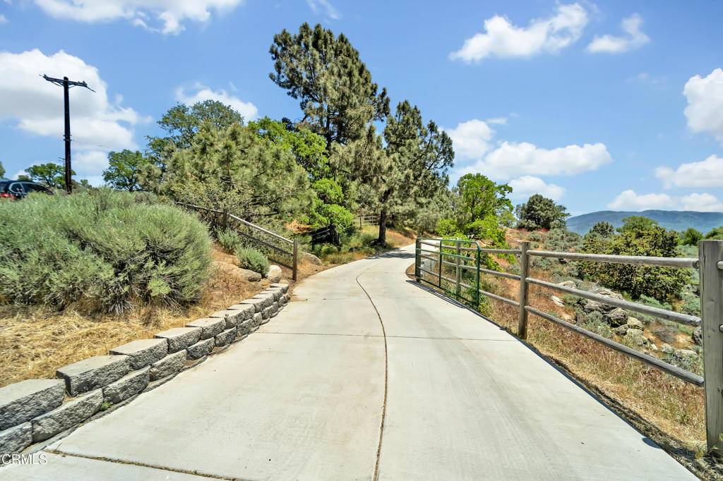 Tehachapi, CA 93561,21860 Buckthorne CT