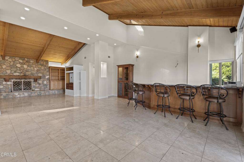 Camarillo, CA 93010,590 Alosta DR