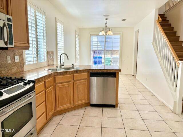 Port Hueneme, CA 93041,785 E Port Hueneme RD