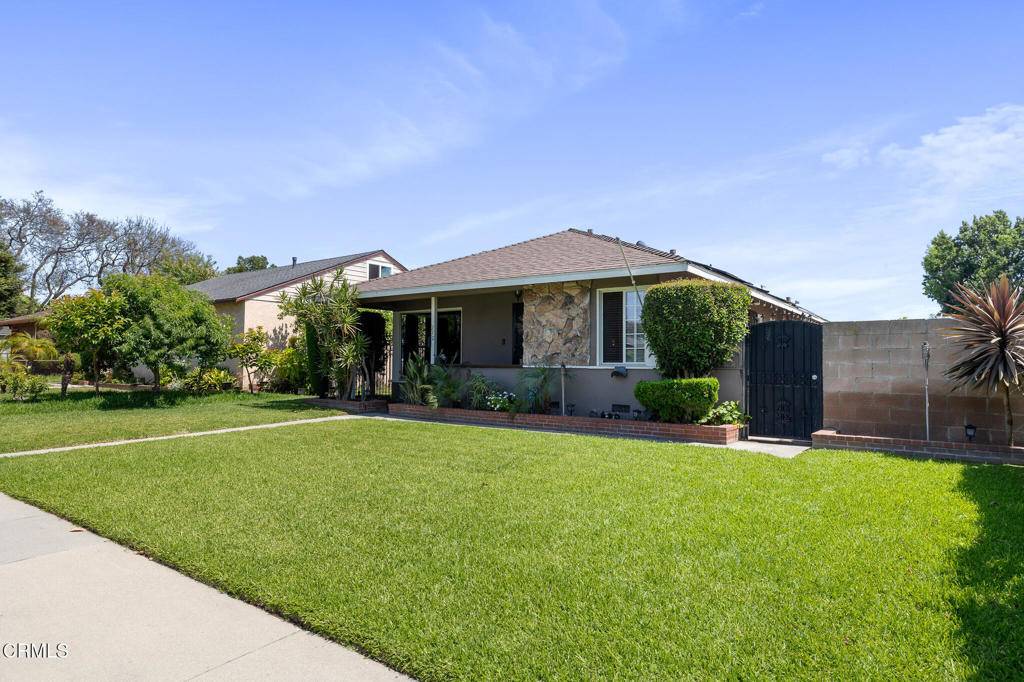 Long Beach, CA 90805,272 E 69th ST