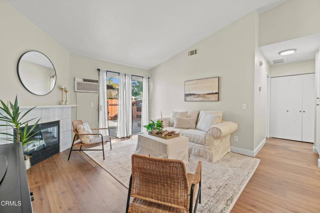 Fillmore, CA 93015,107 B ST