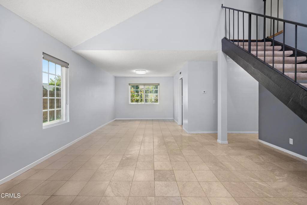 Thousand Oaks, CA 91320,803 Green Valley DR