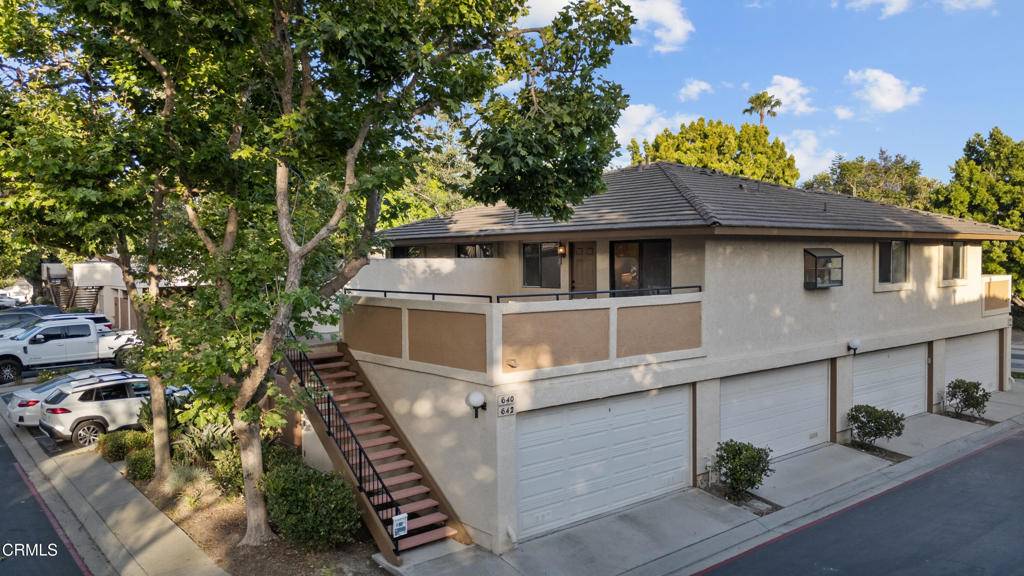 Ventura, CA 93003,640 Orwell LN