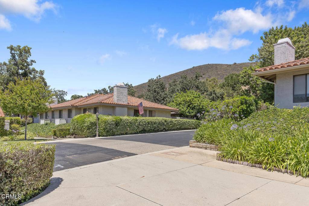Thousand Oaks, CA 91362,4062 Bridgewood LN