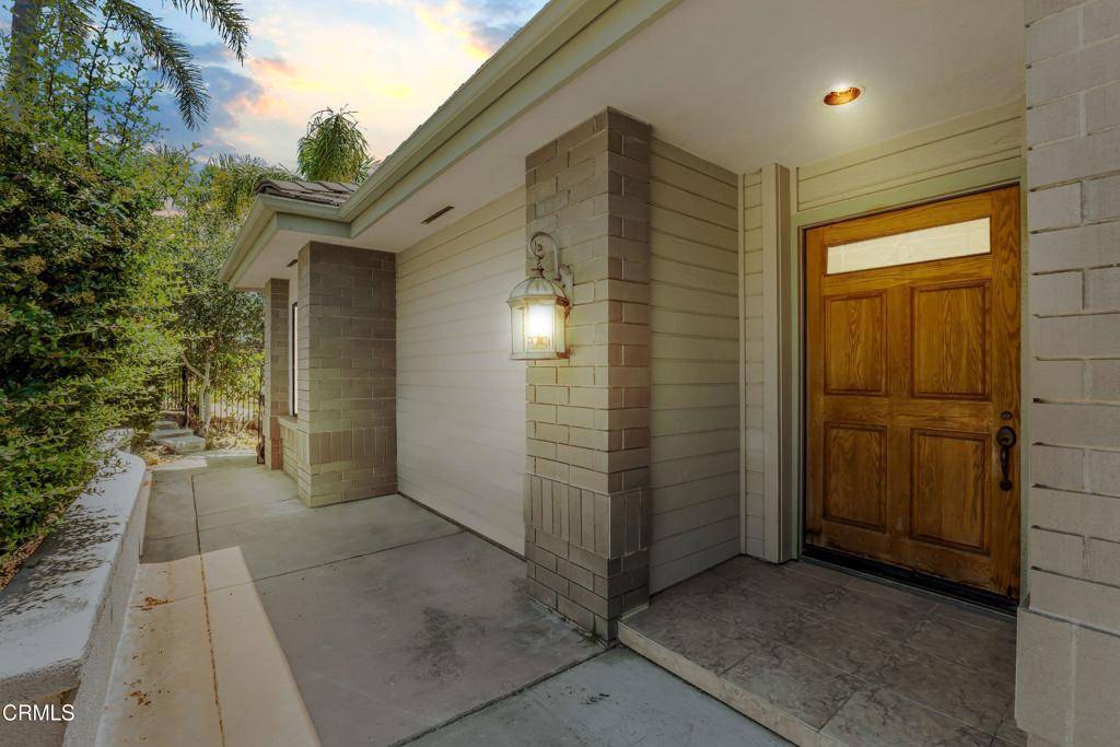 Santa Paula, CA 93060,800 Manor Ridge RD