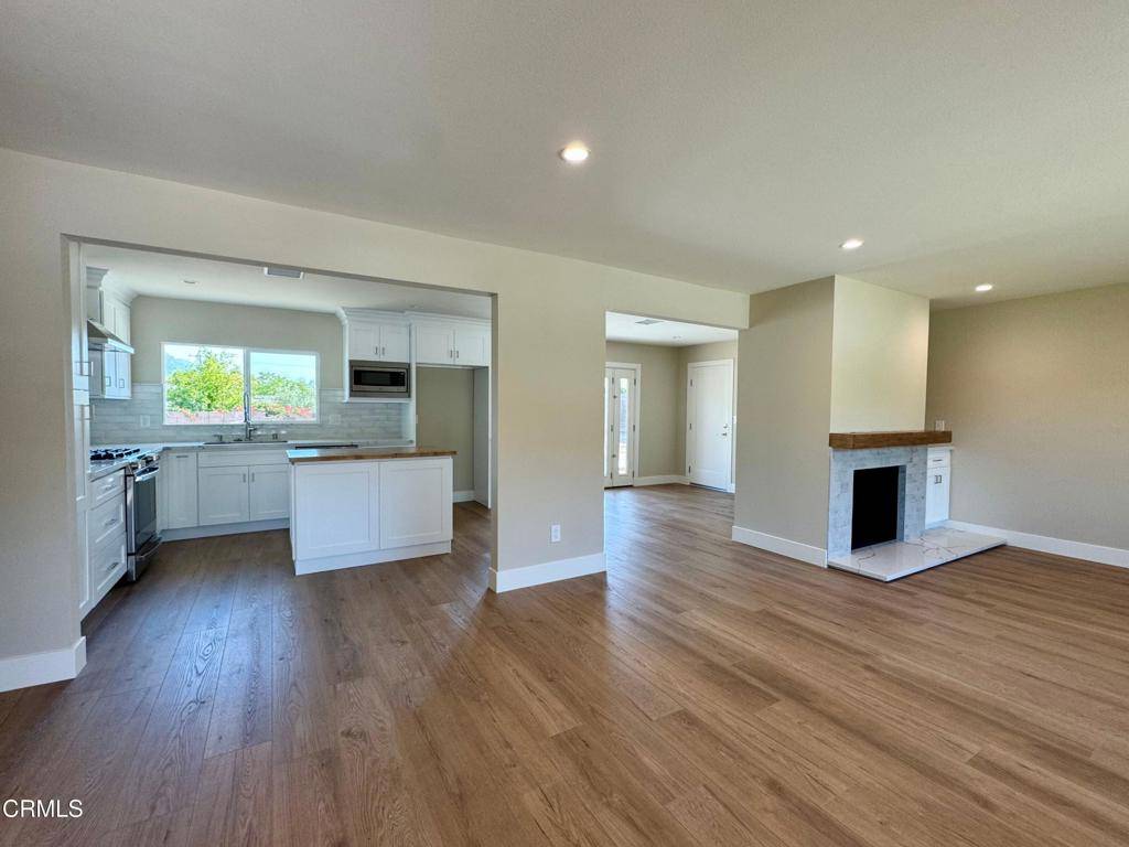 Newbury Park, CA 91320,3410 Frankie DR