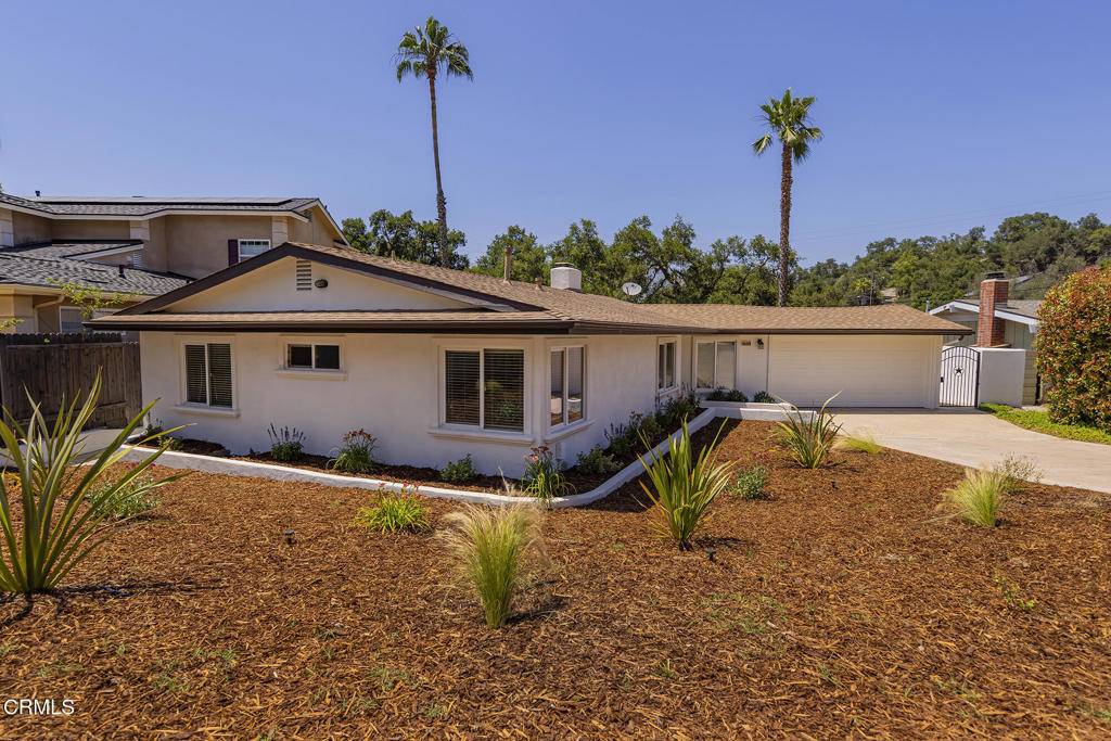 Ojai, CA 93023,1853 Country PL