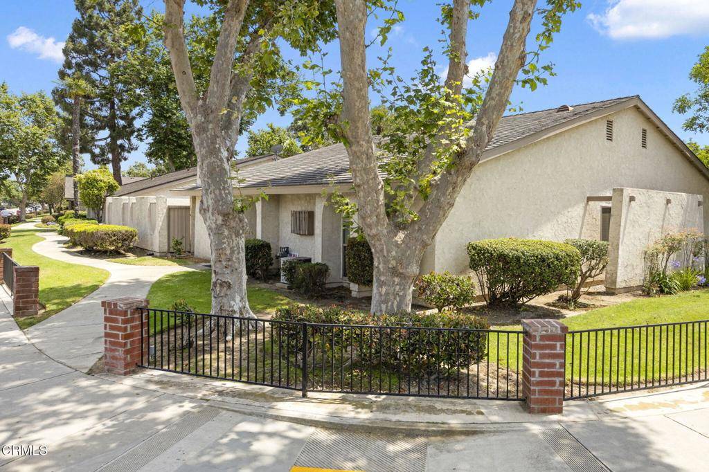 Oxnard, CA 93036,528 W Vineyard AVE