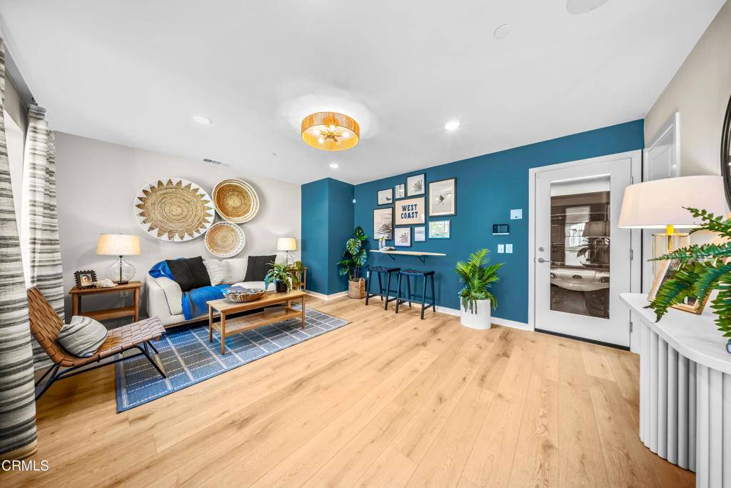 Camarillo, CA 93012,2860 Via Descanso